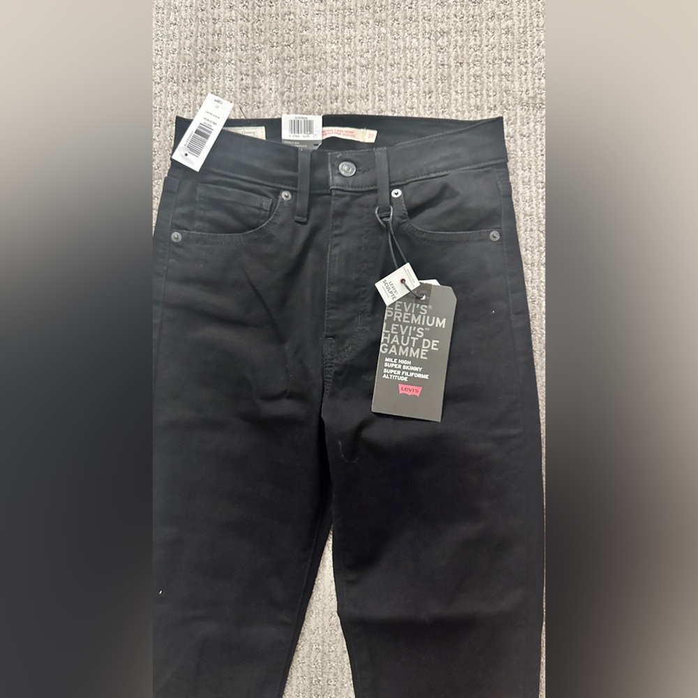 Levi's Women's Dark Skinny Jeans